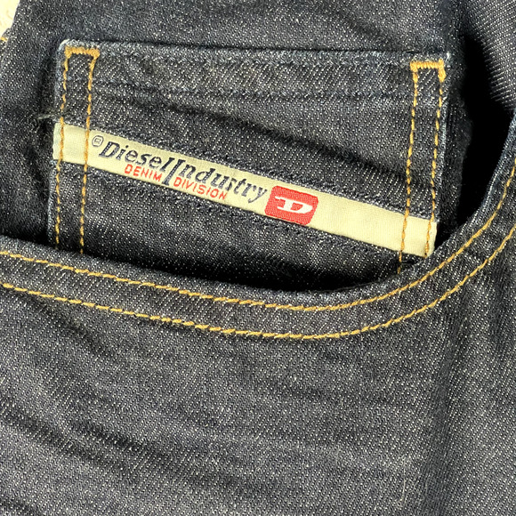 Diesel Stretch Straight Jeans Mens 38x30 Button Fly Dark Wash 2020 D-Viker NWT - Picture 4 of 16